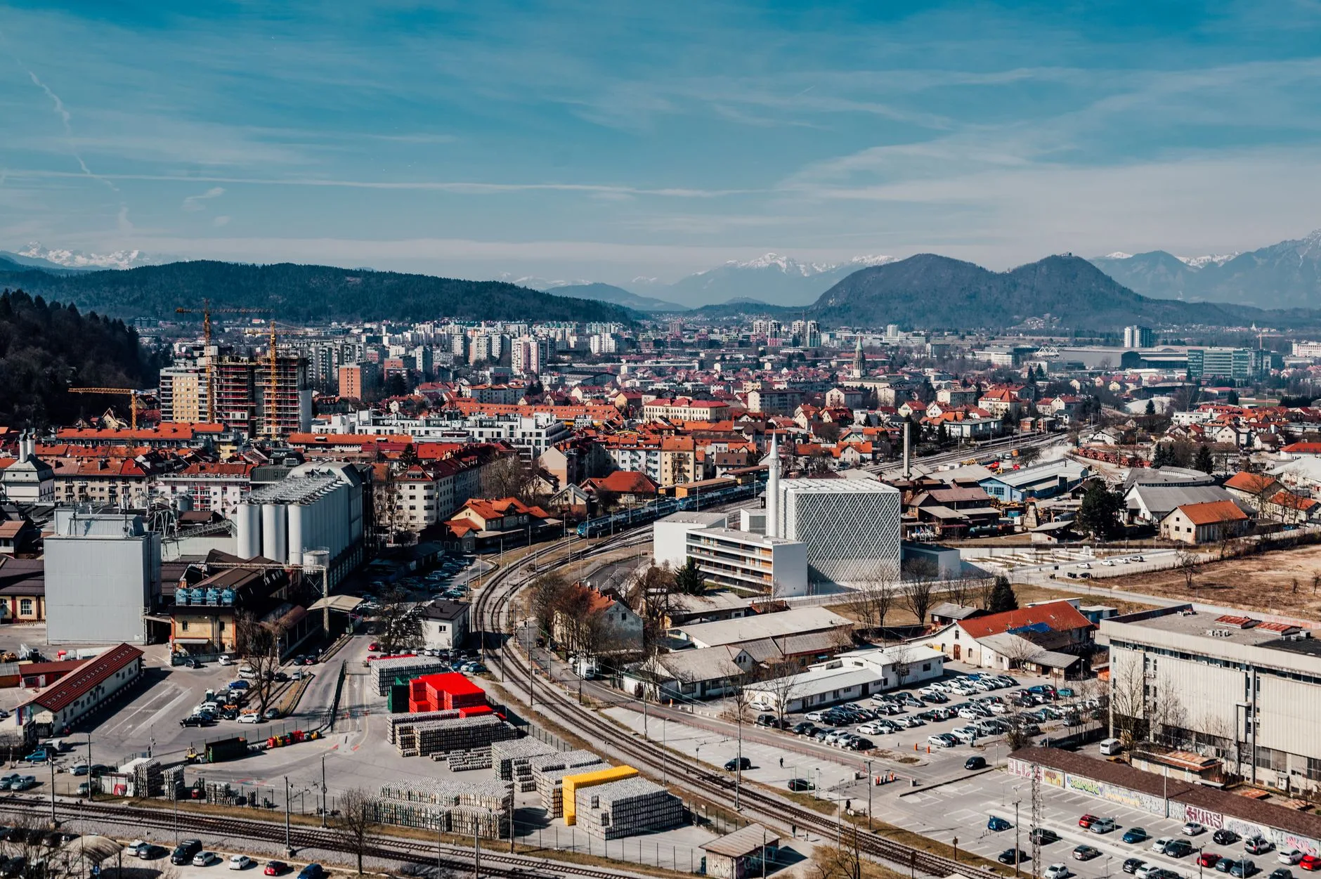 ️ Le centre-ville de Postojna et ses environs